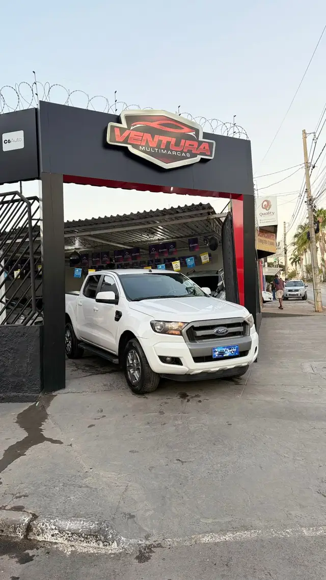 Carro Ford Ranger Cabine Dupla 2019 Ranger 2.2 TD XLS CD 4x4 (Aut)