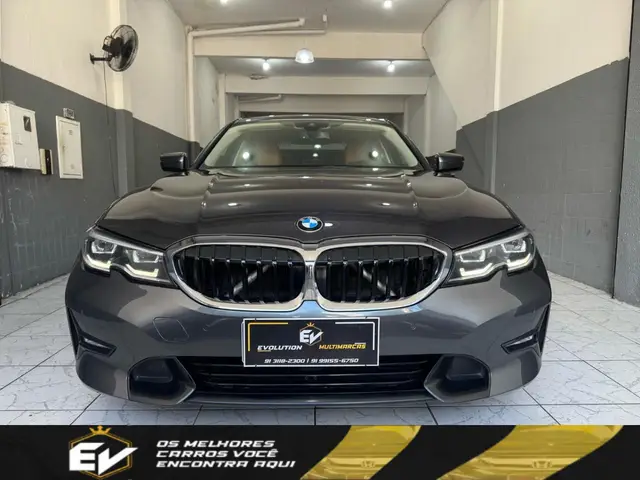 Carro BMW 320i 2022 M Sport 2.0 Turbo (Aut)