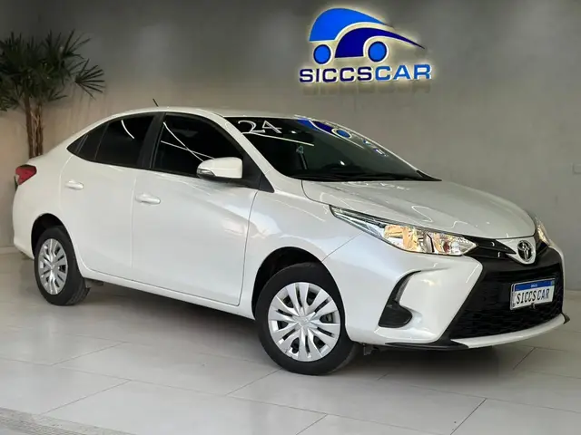 Carro Toyota Yaris 2024 XL 1.5 (Flex) (Aut)