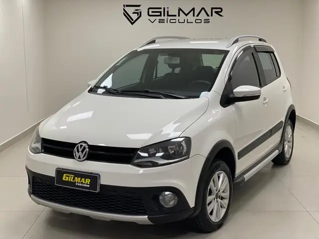 Carro Volkswagen CrossFox 2013 I-Motion 1.6 VHT (Flex)