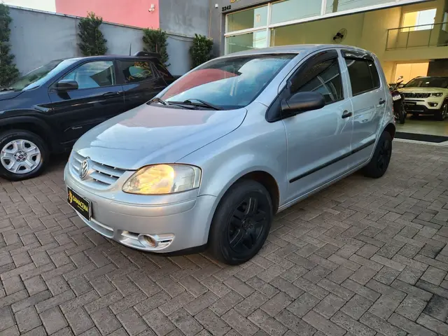 Carro Volkswagen Fox 2006 Plus 1.0 8V (Flex)