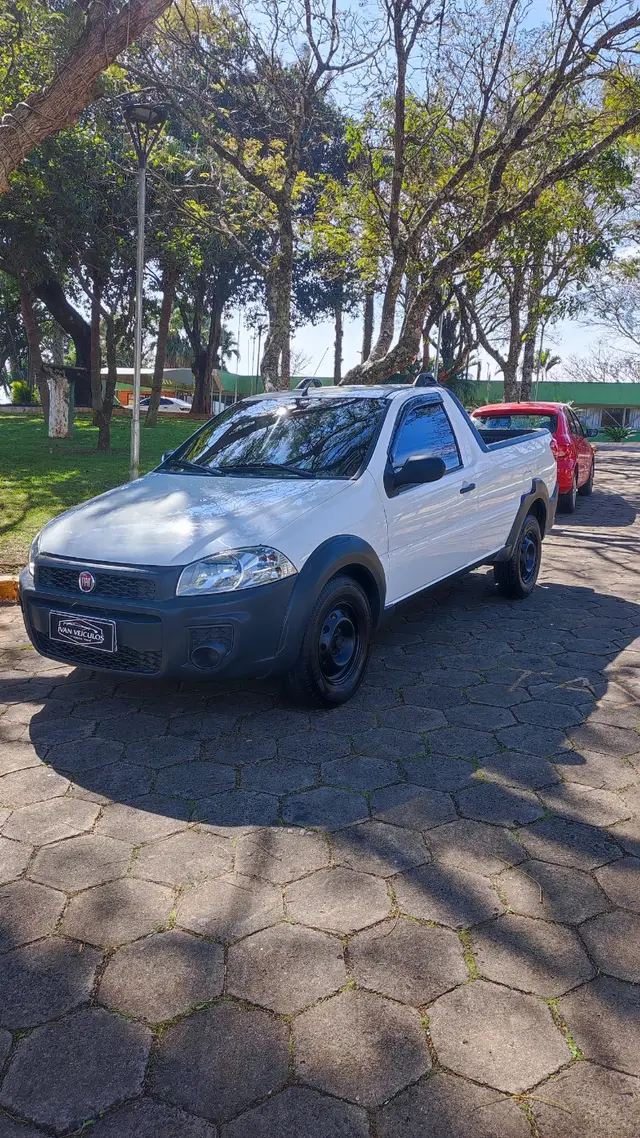 Carro Fiat Strada 2019 Hard Working 1.4 (Flex) (Cabine Simples)