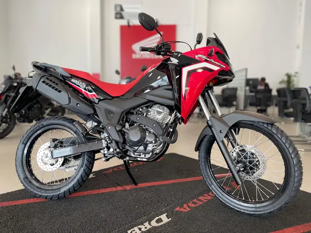 Moto Honda XRE Sahara 300 2025 Rally