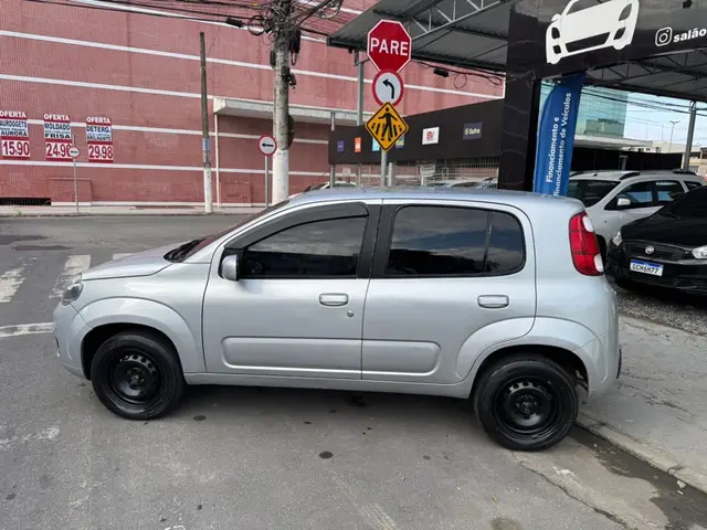 Carro Fiat Uno 2013 Vivace Italia 1.0 8V (Flex) 4p