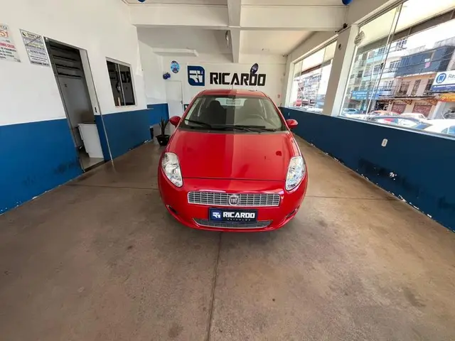 Carro Fiat Punto 2012 ATTRACTIVE ITALIA 1.4 F.Flex 8V 5p