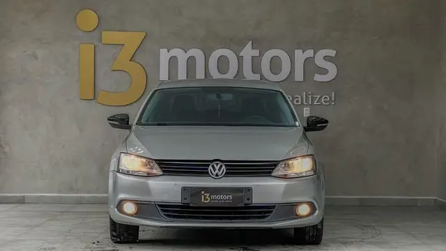 Carro Volkswagen Jetta 2012 2.0 Comfortline (Flex)