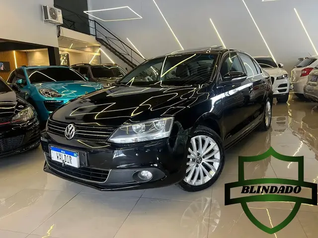 Carro Volkswagen Jetta 2012 2.0 TSI Highline DSG