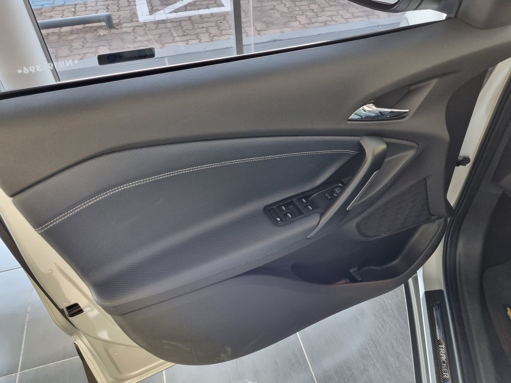 Tracker Premier 1.2 Turbo (Flex) (Aut)