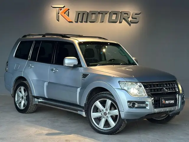 Carro Mitsubishi Pajero Full 2014 3.2 DI-D 5D HPE 4WD