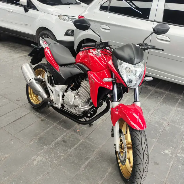 Moto Honda CB 300R 2015 (ABS)