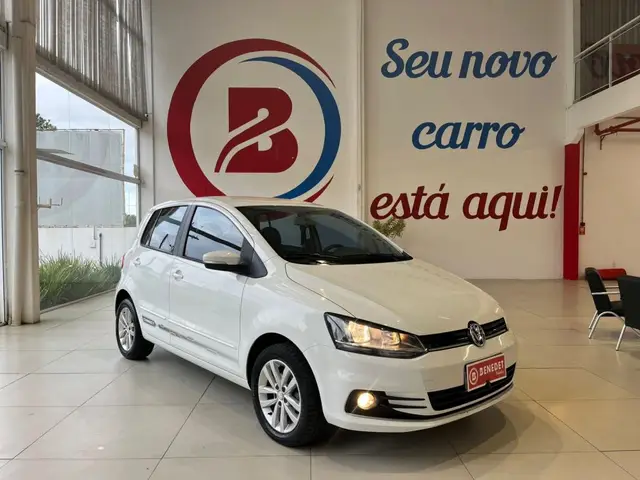 Carro Volkswagen Fox 2019 1.6 MSI Connect I-Motion (Flex)