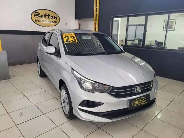 Carro Fiat Cronos 2023 Drive 1.3 (Flex) AT