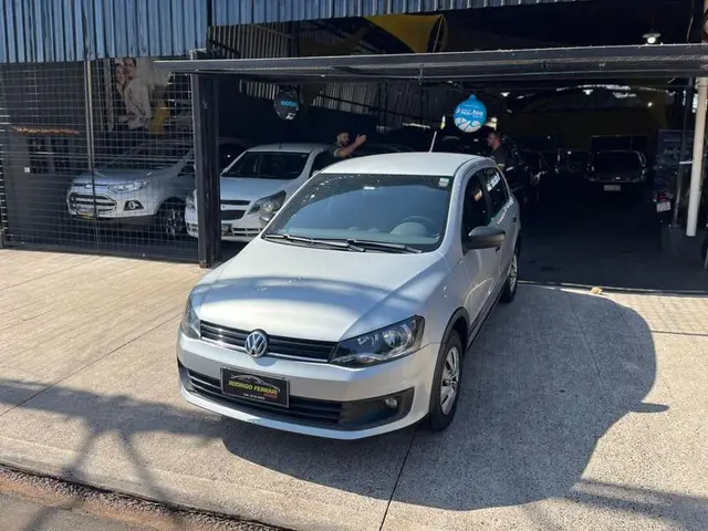 Carro Volkswagen Gol 2014 1.0 TEC Track (Flex)