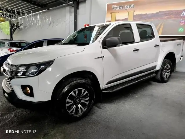 Carro Chevrolet S10 Cabine Dupla 2024 LS 2.8 Turbodiesel
