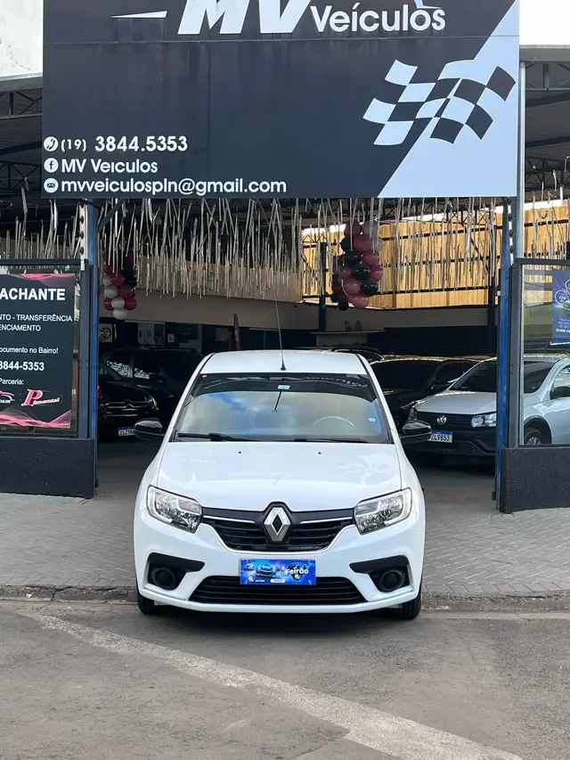 Carro Renault Logan 2024 Zen 1.0