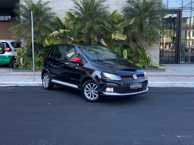 Carro Volkswagen Fox 2016 1.6 16v MSI Pepper (Flex)