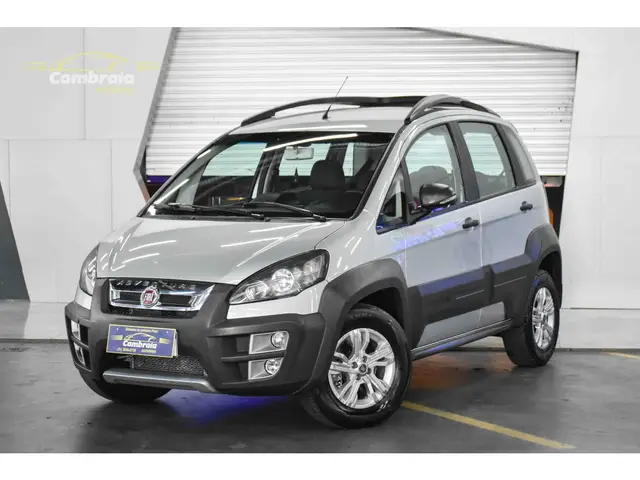 Carro Fiat Idea 2015 Adventure 1.8 16V Dualogic (Flex)