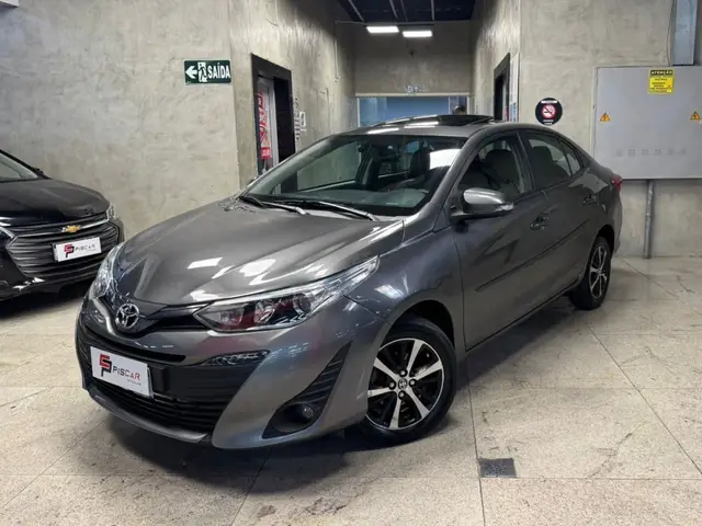 Carro Toyota Yaris Sedan 2022 1.5 XLS Connect CVT (Flex)
