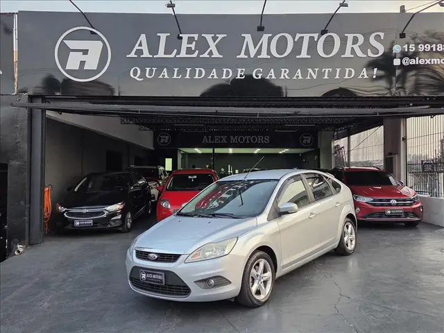 Carro Ford Focus Hatch 2013 GLX 2.0 16V (Flex)