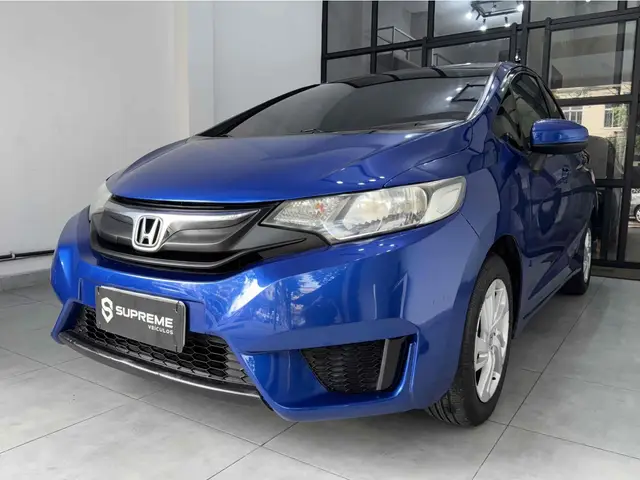 Carro Honda Fit 2015 1.5 16v LX CVT (Flex)