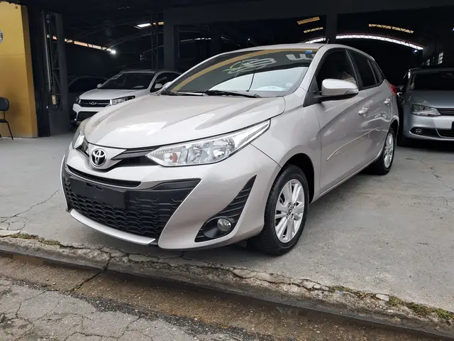 Carro Toyota Yaris 2019 1.3 XL Plus Tech CVT (Flex)