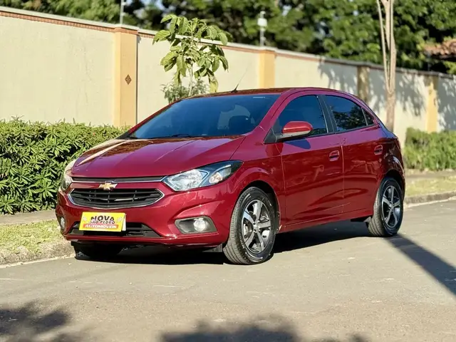 Carro Chevrolet Onix 2017 HATCH EFFECT 1.4 8V F.Power (Mec.)