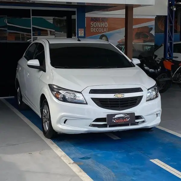 Carro Chevrolet Onix 2019 1.0 Joy SPE/4