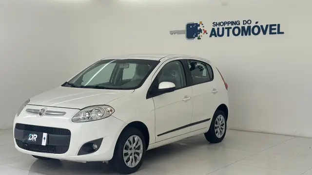Carro Fiat Palio 2015 Attractive 1.4 Evo (Flex)