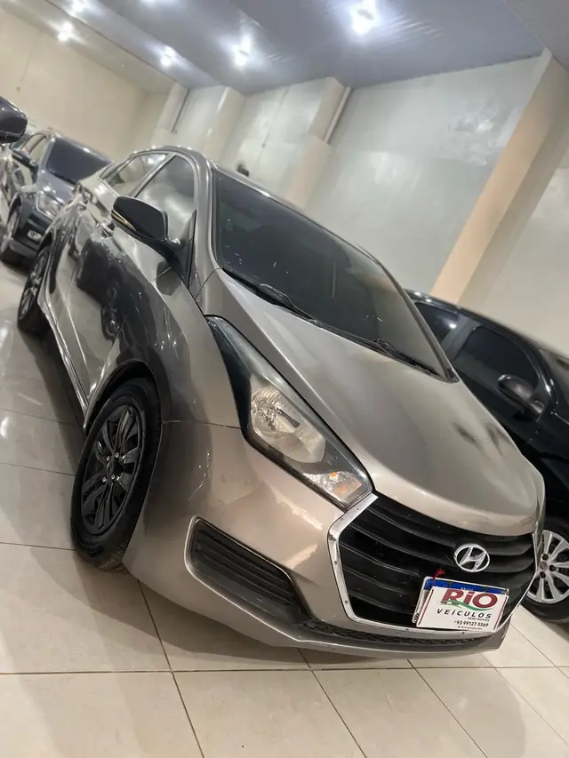 Carro Hyundai HB20S 2018 1.0 Comfort Style (Flex)