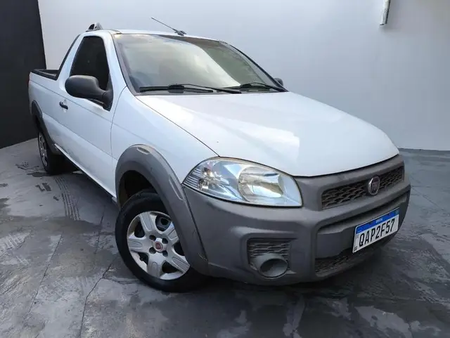 Carro Fiat Strada 2019 1.4 CD Freedom