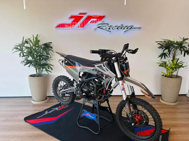 Moto MXF Pro Racing 2025 150RR