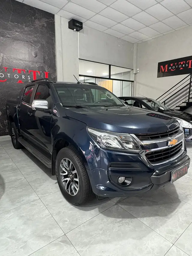 Carro Chevrolet S10 Cabine Dupla 2017 S10 2.8 CTDI High Country 4WD (Cabine Dupla) (Aut)