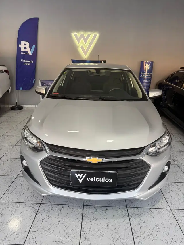 Carro Chevrolet Onix Plus 2023 LTZ 1.0 Turbo (Aut.)