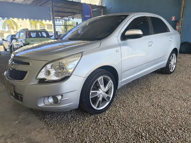 Carro Chevrolet Cobalt 2012 LT 1.4 8V (Flex)