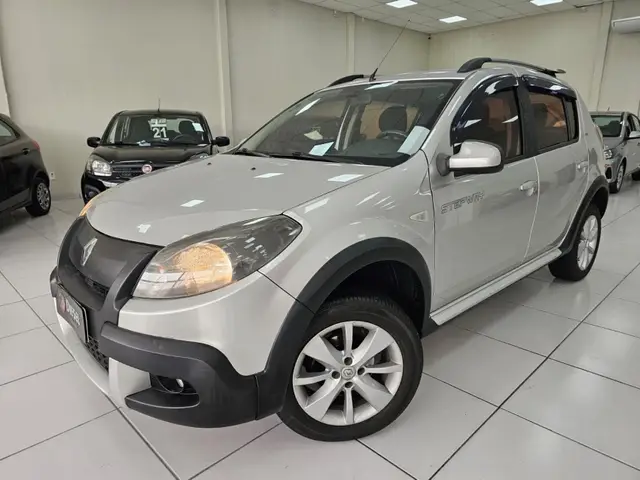 Carro Renault Sandero Stepway 2013 Hi-Flex 1.6 16V