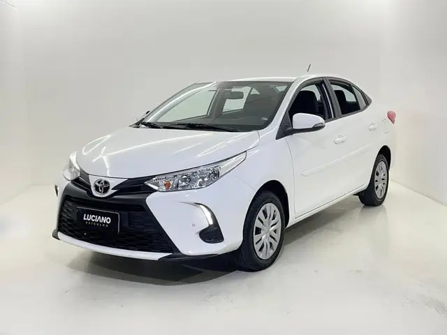 Carro Toyota Yaris 2024 XL 1.5 (Flex) (Aut)