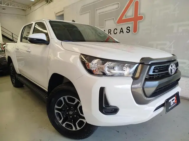 Carro Toyota Hilux Cabine Dupla 2021 STD Power Pack 2.8 TDI CD 4x4