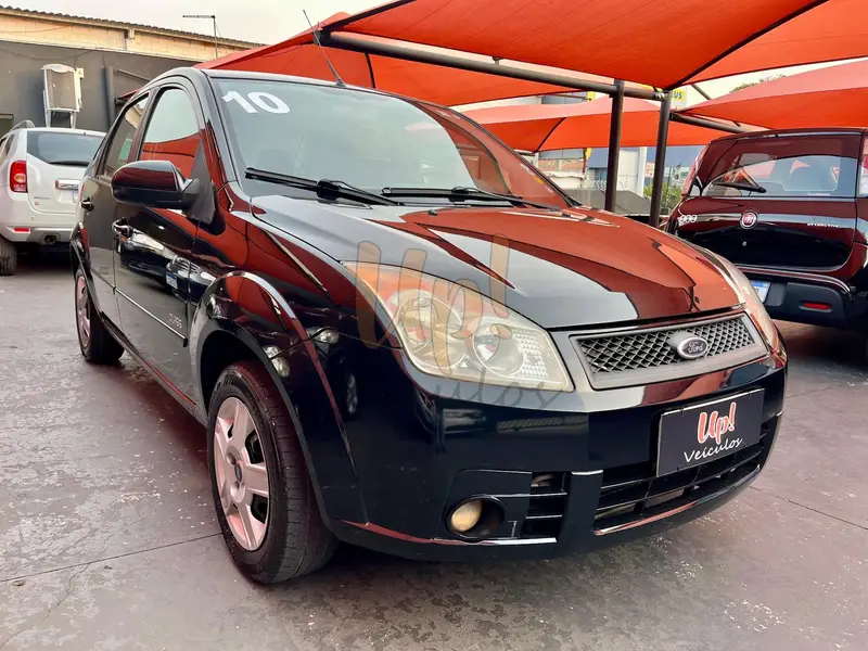 Ford Fiesta Sedan 1.6 (Flex)