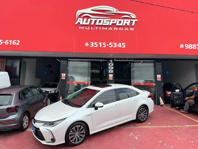 Carro Toyota Corolla 2022 Altis Premium Hybrid 1.8 (Flex) (Aut)