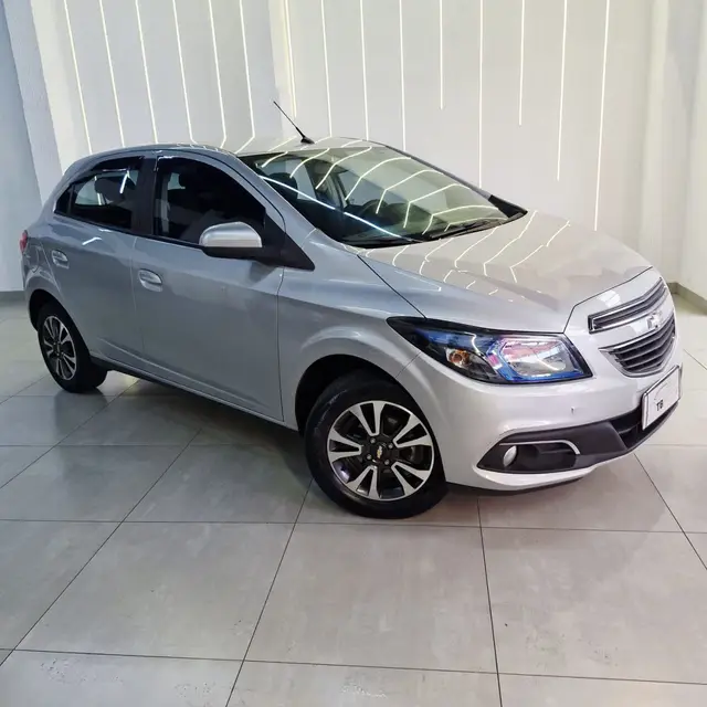 Carro Chevrolet Onix 2016 1.4 LTZ SPE/4 (Aut)