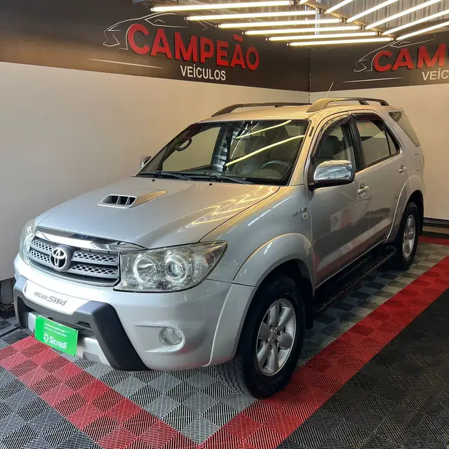 Carro Toyota Hilux SW4 2011 SRV 4x4 3.0 Turbo  (aut)