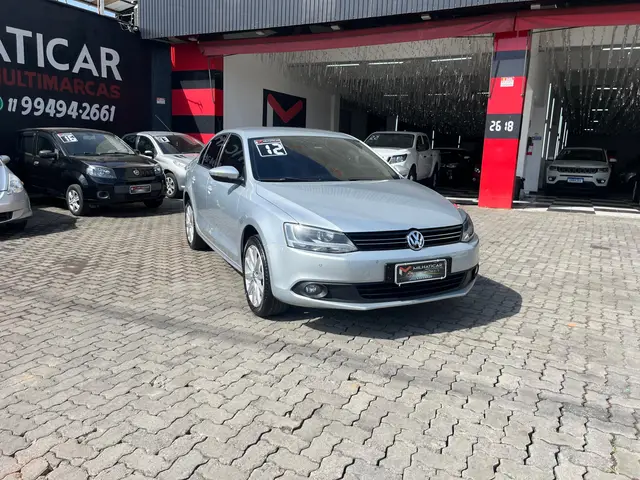 Carro Volkswagen Jetta 2012 2.0 Comfortline Tiptronic (Flex)