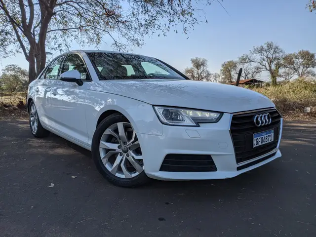 Carro Audi A4 2017 2.0 TFSI Ambition S Tronic