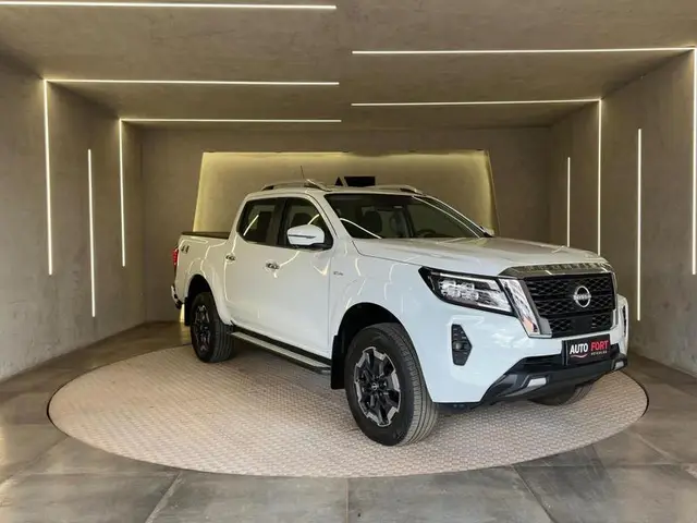 Carro Nissan Frontier 2024 Platinum 2.3 Turbo 4x4