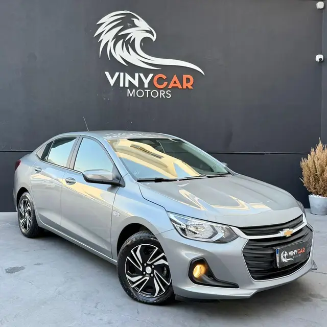 Carro Chevrolet Onix Plus 2024 LT 1.0