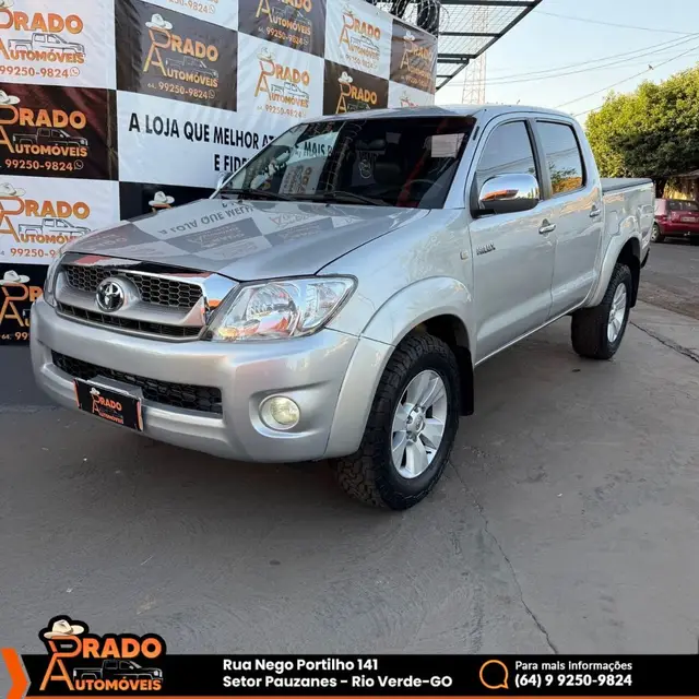 Carro Toyota Hilux Cabine Dupla 2010 Hilux 2.7 SR CD 4x2 (Flex) (Aut)