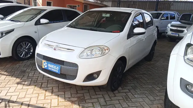 Carro Fiat Palio 2013 Attractive 1.0 Evo (Flex)