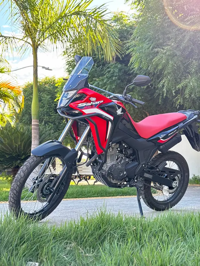 Moto Honda XRE Sahara 300 2025 Rally