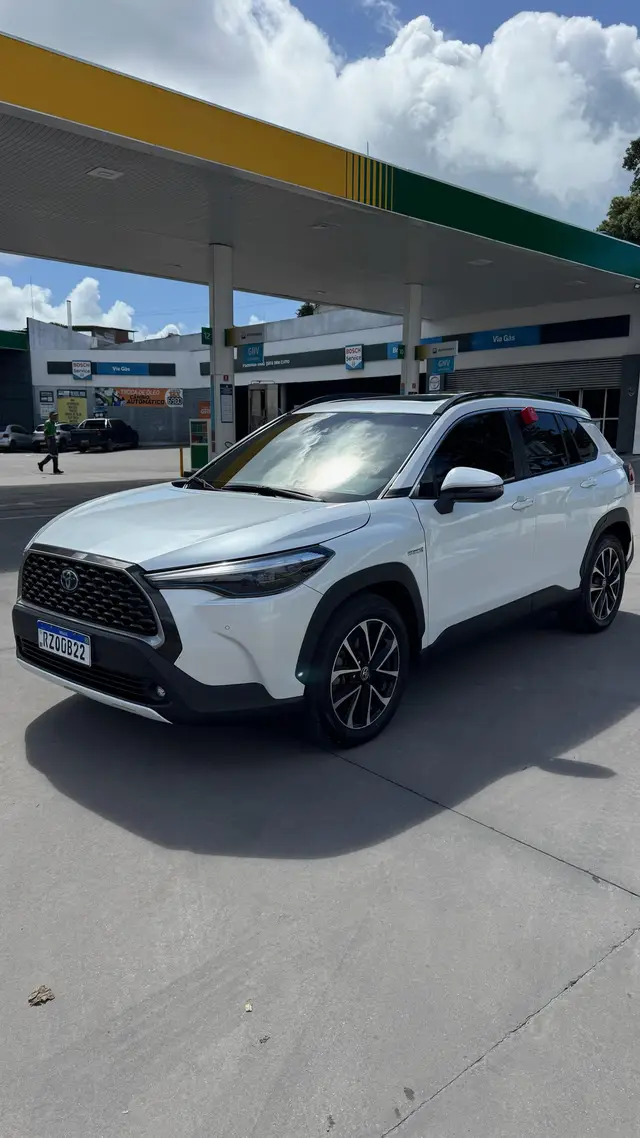 Carro Toyota Corolla Cross 2023 XRX Hybrid 1.8 (flex) (Aut)