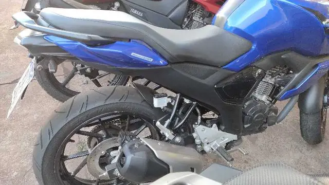 Moto Yamaha Fazer FZ15 2024 ABS